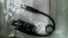Load image into Gallery viewer, ALLEN BRADLEY 42KL-E1QZB-G3 MINISIGHT TRANSMITTED BEAM SOURCE SENSOR -FREE SHIP