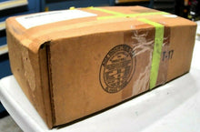 Load image into Gallery viewer, JOHNSON CONTROLS A19AGF-31 TEMPERATURE CONTROL RANGE 40/90 DEG F/5' CAP FREE SHP