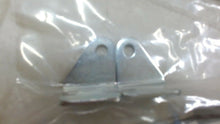Load image into Gallery viewer, LOT/4 PARKER SCHRADER BELLOWS L071310200 (1/4 HOLE) PIVOT BRACKET KIT *FREESHIP*