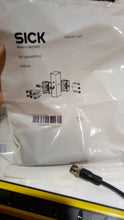 Load image into Gallery viewer, SICK DETEC4 CORE C4C-EA03030A10000 LIGHT CURTAIN W/BRACKETS 24VDC -FREE SHIPPING
