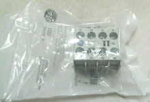 Load image into Gallery viewer, AB ROCKWELL 100-KFC22 AUXILIARY CONTACT FRONT MOUNT 2 N.O. 2 N.C. SEALED *FRSHIP