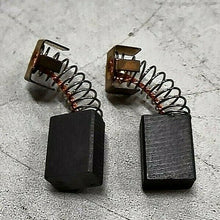 Load image into Gallery viewer, LOT/3 MAKITA 643056-6 / 181028-8 TYP CB-56 REPLACEMENT CARBON BRUSH SET/2 *FSHP