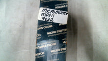 Load image into Gallery viewer, MICRO SWITCH HONEYWELL MPV11 AMPLIFIER BASE RELAY 9032 6A 120VAC -FREE SHIPPING