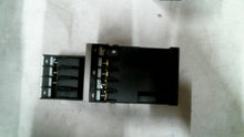 Load image into Gallery viewer, SIEMENS 3RT1016-1BB44-3MA0 CONTACTOR 9A 24VDC 3P -FREE SHIPPING