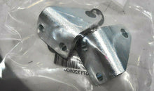 Load image into Gallery viewer, LOT/2 PARKER (SPEEDAIRE) 5VKV6 CYLINDER MOUNTING PIVOT BRACKET W/ PIN SEALED *FS