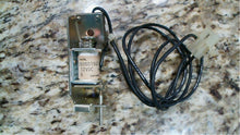 Load image into Gallery viewer, WESTINGHOUSE 2605D15G28 LB BREAKER 12 VDC SHORT TRIP - FREE SHIPPING