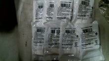 Load image into Gallery viewer, LEVITON 162-13654-TWP FLUORESCENT LAMPHOLDER T5 120W 600V LOT/8 -FREE SHIPPING