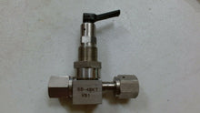 Load image into Gallery viewer, SWAGELOK SS-4BKT-V51 BELLOWS SEALED GASKETED VALVE 1/4" FEM VCR SC-11 -FREE SHIP