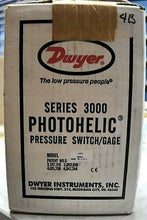 Load image into Gallery viewer, DWYER A3003 PHOTOHELIC PRESSURE SWITCH/GAGE SER 3000 (W50U) 0-3.0" W.C. *FRSHIP*