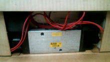 Load image into Gallery viewer, PARKER 422BA024A53 SOLENOID VALVE 150PSIG - FREE SHIPPING