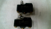 Load image into Gallery viewer, HONEYWELL BZ-2RW82212-A2 MICRO SWITCH 15A 480VAC LOT/2 -FREE SHIPPING