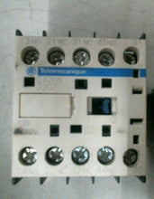 Load image into Gallery viewer, TELEMECANIQUE CA2KN-22G7 CONTACTOR -FREE SHIPPING