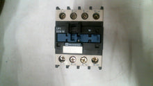Load image into Gallery viewer, TELEMECANIQUE LP1-D2510 CONTACTOR 40A 24V 3PH -FREE SHIPPING