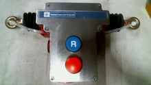 Load image into Gallery viewer, TELEMECANIQUE XY2CEDA196H7 EMERGENCY STOP DUAL SAFETY PULL ROPE 24-120V-FREESHIP