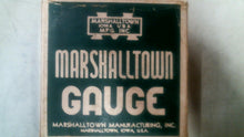 Load image into Gallery viewer, MARSHALLTOWN GAUGE 2 1/2" PRESSURE GAUGE FIG 45 B 200#X30" -FREE SHIPPING