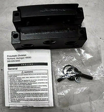 Load image into Gallery viewer, PARKER SCHRADER BELLOWS PS2815P END PLATE KIT 3/8IN NPT (RT & LT END PLATES) *FS