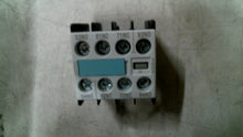 Load image into Gallery viewer, SIEMENS 3RH1911-1FA22 AUXILIARY SWITCH BLOCK 2P 240V -FREE SHIPPING
