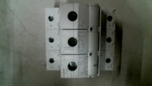 Load image into Gallery viewer, SIEMENS 5SG7133 CIRCUIT BREAKER AC-22B 400V 3P 63A 5.5W -FREE SHIPPING
