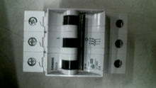 Load image into Gallery viewer, SIEMENS 5SX23 D16 CIRCUIT BREAKER 480VAC 3P 16A -FREE SHIPPING
