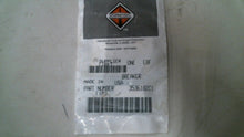 Load image into Gallery viewer, INTERNATIONAL TRUCK 3536182C1 BREAKER 16V 30A -FREE SHIPPING