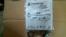 Load image into Gallery viewer, ALLEN BRADLEY 800FP-F4 FLUSH PUSH BUTTON RED SER.A -FREE SHIPPING