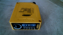 Load image into Gallery viewer, BANNER ENGINEERING Q60BB6AFV1000Q RED LASER SENSOR 10-30VDC -FREE SHIPPING