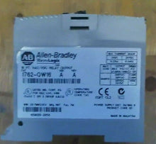Load image into Gallery viewer, ALLEN BRADLEY 1762-OW16 MICROLOGIX 16PT VAC/VDC OUTPUT RELAY SER.A -FREE SHIP