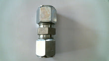 Load image into Gallery viewer, PARKER A LOK 8SC8-316 1/2" STAINLESS STEEL STRAIGHT UNION FITTING -FREE SHIPPING