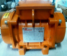 Load image into Gallery viewer, MARTIN ENGINEERING CD 36-650 ELEC. VIBRATOR SER.AB 3600RPM 230-460V 3P-FREE SHIP