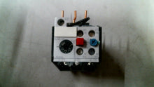 Load image into Gallery viewer, SIEMENS 3UA50-00-0J OVERLOAD RELAY 600VAC 10A -FREE SHIPPING