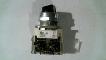 Load image into Gallery viewer, ALLEN BRADLEY 800T-H2 2 POSITION MAINTAINED SWITCH W/CONTACT -FREE SHIPPING