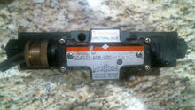 Load image into Gallery viewer, SUMITOMO SD4SGS-AFB-02C-D24-21-Z DIRECTIONAL VALUE -FREE SHIPPING