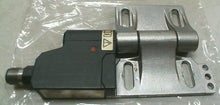 Load image into Gallery viewer, BANNER SI-HG63FQDR HINGE SAFETY INTERLOCK SWITCH 2 N.C. 1 N.O. CONTACTS *FRSHIP*