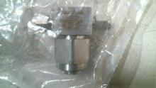 Load image into Gallery viewer, SWAGELOK SS-2TF-05 PARTICULATE FILTER 1/8" TUBE 0.5 MICRON -FREE SHIPPING
