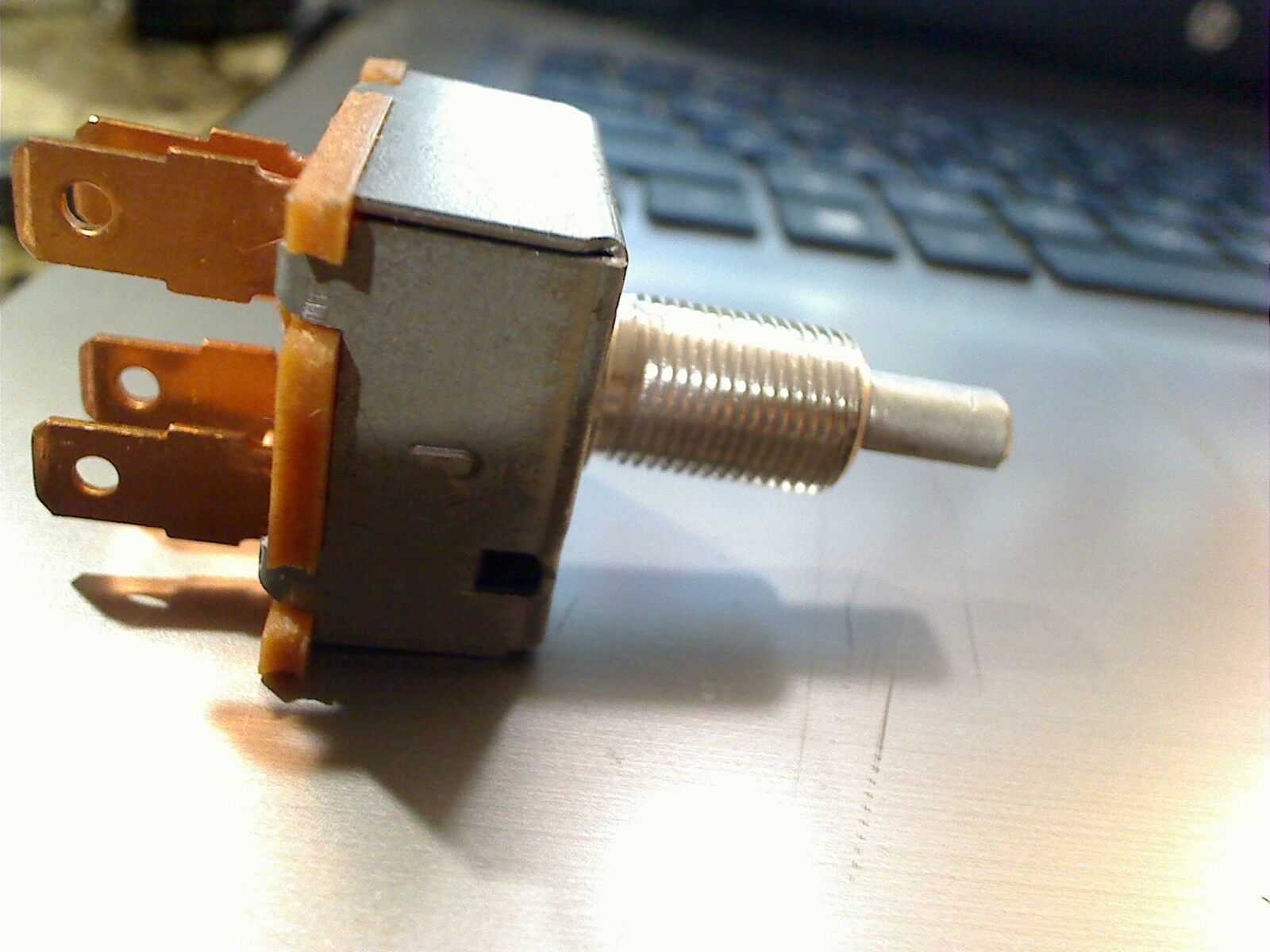 207419 NAPA TEMP BLOWER MOTOR SWITCH COMP TO: 35702 FOUR