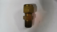 Load image into Gallery viewer, SWAGELOK B-400-1-6 BRASS UNION TUBE FITTING 1/4&quot; X 3/8&quot; MALE NPT -FREE SHIPPING
