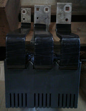 Load image into Gallery viewer, GE SPECTRA RMS SGLL36AT0400 CIRCUIT BREA. W/BUS HARDWARE 400A 600VAC 3P-FREESHIP
