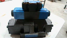 Load image into Gallery viewer, EATON VICKERS DIRECTIONAL CONTROL VALVE DG5V-8-H PILOT DG4V
