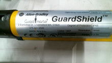 Load image into Gallery viewer, ALLEN BRADLE R4J0800YD GUARDMASTER GUARDSHIELD LIGHT CURTAIN -FREE SHIPPING
