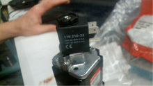 Load image into Gallery viewer, H283SS-120-A H Series Three-Way Directional Control Valve free shipping
