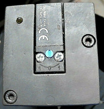 Load image into Gallery viewer, PARKER SCHRADER BELLOWS H36VXBG023B DOUBLE SOLENOID VALVE 145PSIG 120V *FREESHIP
