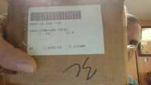 Load image into Gallery viewer, Weksler compound Pressure Gauge vacuum-60 PSIG SA23-3PJP-LWBX 6685-00-929-1185
