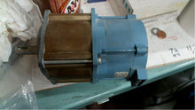 Load image into Gallery viewer, SUPERIOR ELECTRIC SLOSYN SS221G36   Synchronous Stepping Motor free shipping
