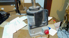 Load image into Gallery viewer, HUBBELL 2210-223cc13 Pilot Duty Speed Switch Free Shipping
