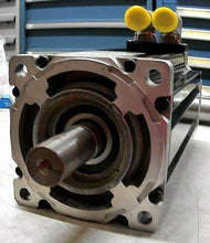 Load image into Gallery viewer, PARKER COMPUMOTOR MPP1154P8D-NPSB REV A MTR/ENC ROTORY MOTOR 115-4P CLASS H *FS*

