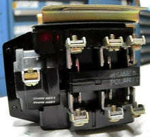 Load image into Gallery viewer, SQUARE D 8501-DO42 AC CONTROL RELAY 110/120 V COIL TYPE D042 FREE SHIPPING
