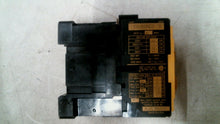 Load image into Gallery viewer, ALLEN BRADLEY 100-A09ND3 CONTACTOR SER.B 9A 600VAC -FREE SHIPPING
