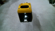 Load image into Gallery viewer, BANNER ENGINEERING Q45BW22LPQ MINI 3PIN LED RED POLARIZED RETRO 37013 -FREE SHIP
