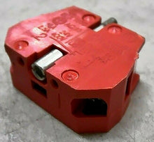 Load image into Gallery viewer, LOT/22 ECX-1030 CONTACT BLOCK SINGLE POLE EXC SERIES NORMALLY CLOSED RED *FRSHIP
