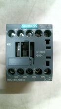 Load image into Gallery viewer, SIEMENS 3RH1140-1BB40 CONTACTOR RELAY 10A 690VAC 4P 24VDC 3RH2140-1BB40 REPLACES
